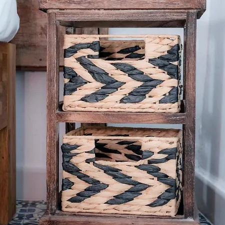 La En Casco Antiguo By Vero